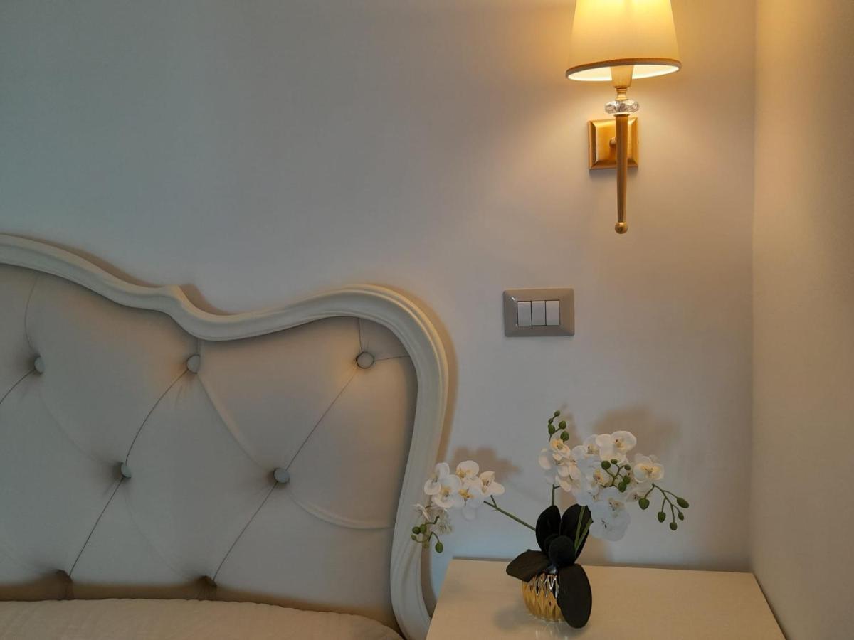 Bed and Breakfast La Vigna Del Vento Casola di Napoli Exterior foto