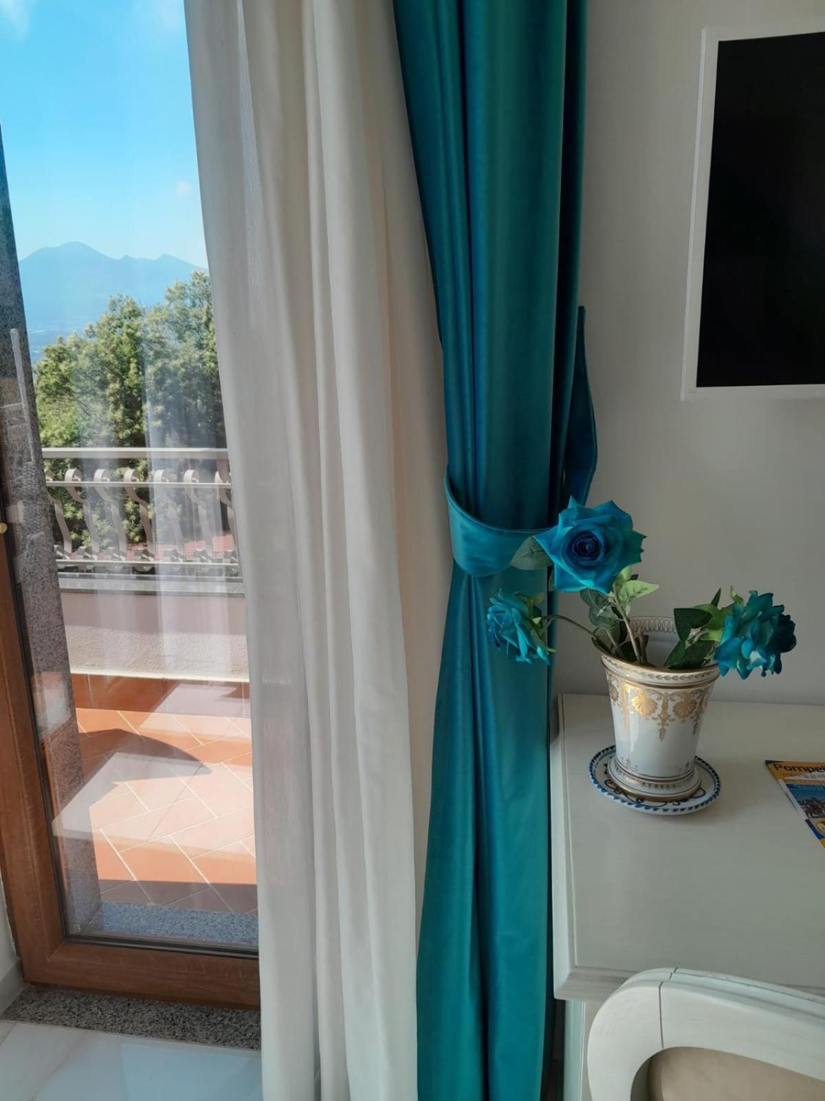 Bed and Breakfast La Vigna Del Vento Casola di Napoli Exterior foto
